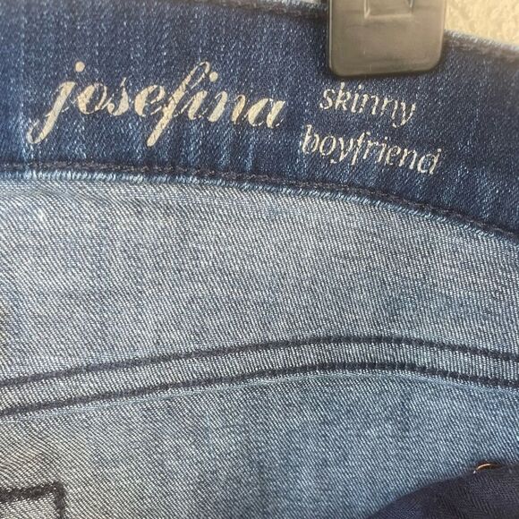 7 for All Mankind Button Fly Josefina Jeans Size 24 EUC - Picture 3 of 5